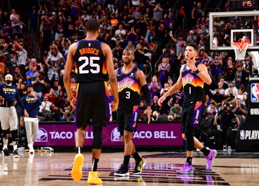 故事激励着 故事激励着