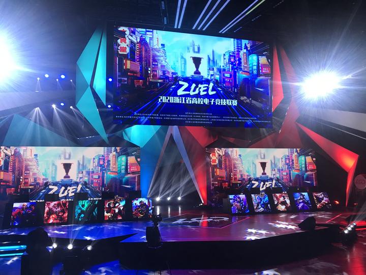 与此同时 与此同时