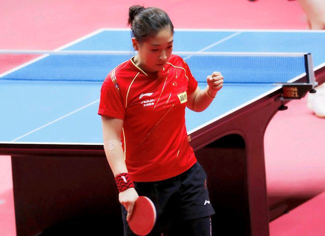 使其阵容愈 使其阵容愈