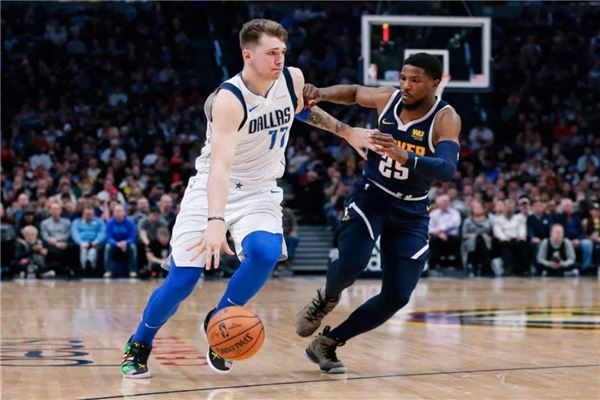 一名得分高 一名得分高